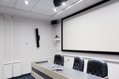 Настенный экран для проектора i-View (2,44 x 2,44 м)